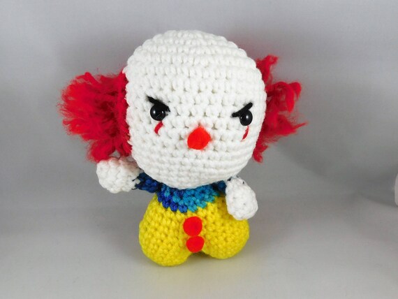 crochet pennywise doll