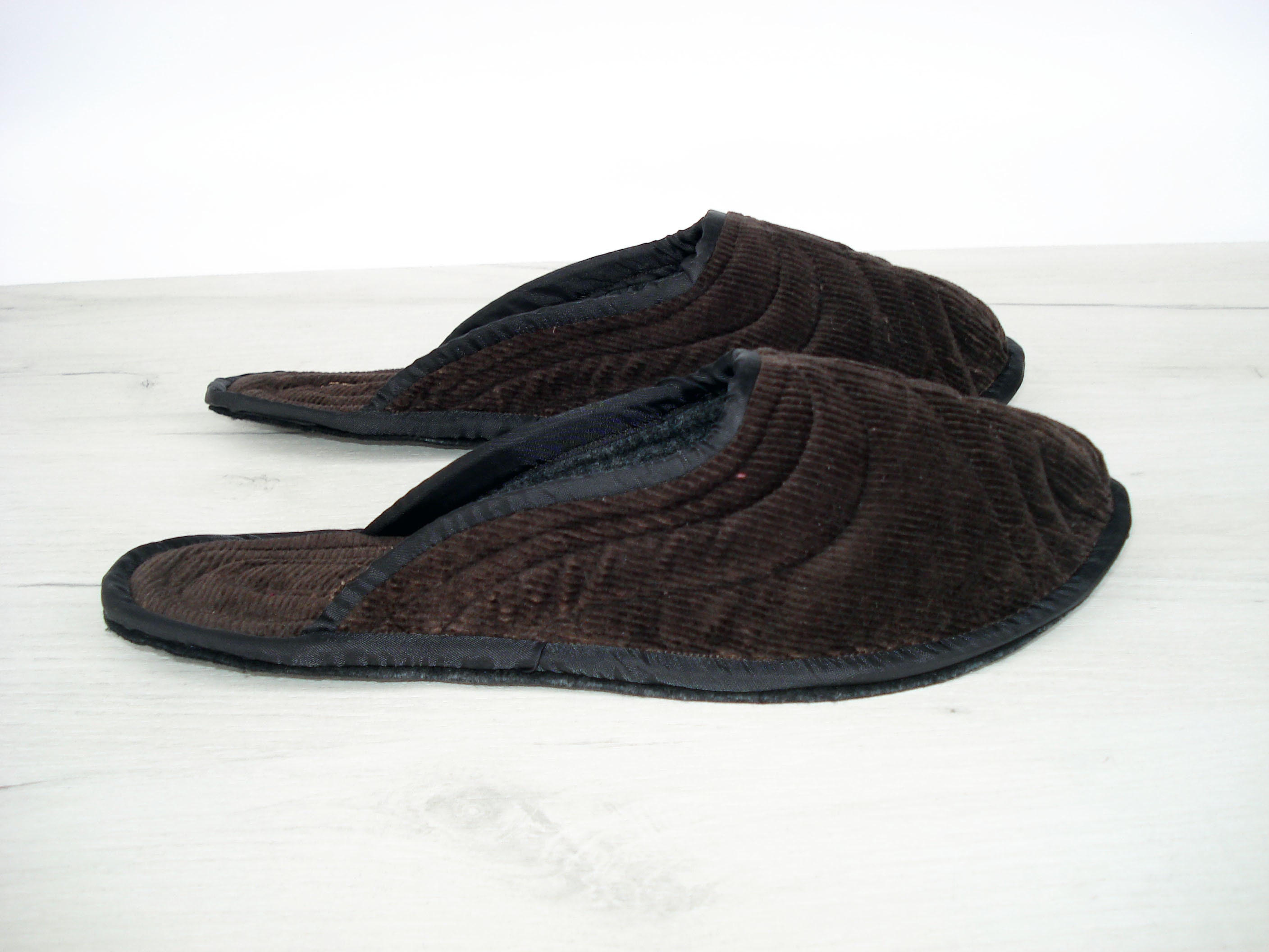 mens house slippers
