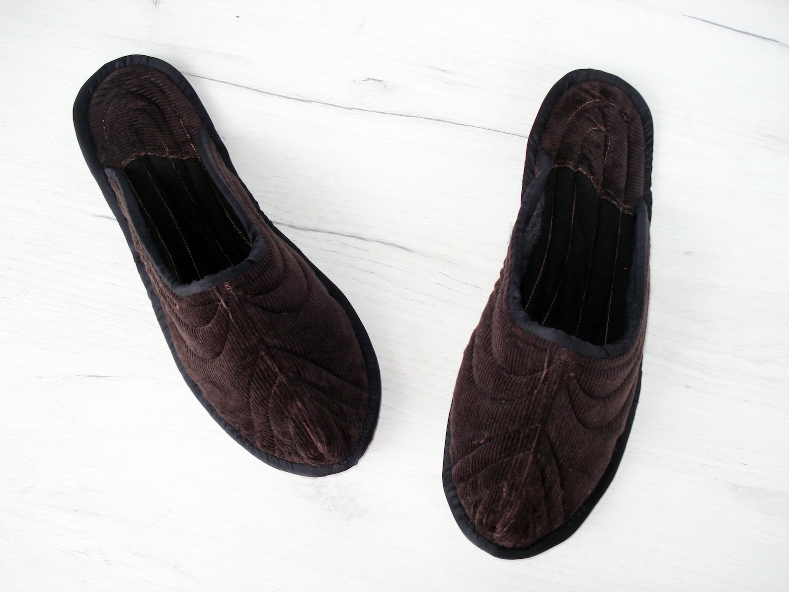 mens house slippers