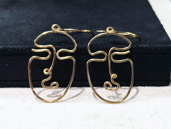 Boucles d'oreilles visage abstrait en fil, faites à la main