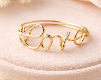 Bague prénom personnalisée femme, bijou fait main unik, idée cadeau élégant