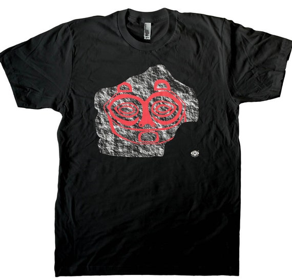 Petroglyph of Tsagiglala Women/'s T-shirt She Who Watches Columbia River Gorge