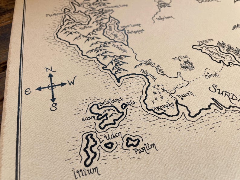Hand-drawn Eragon Map: Alagaesia Fantasy Print Art imagen 5