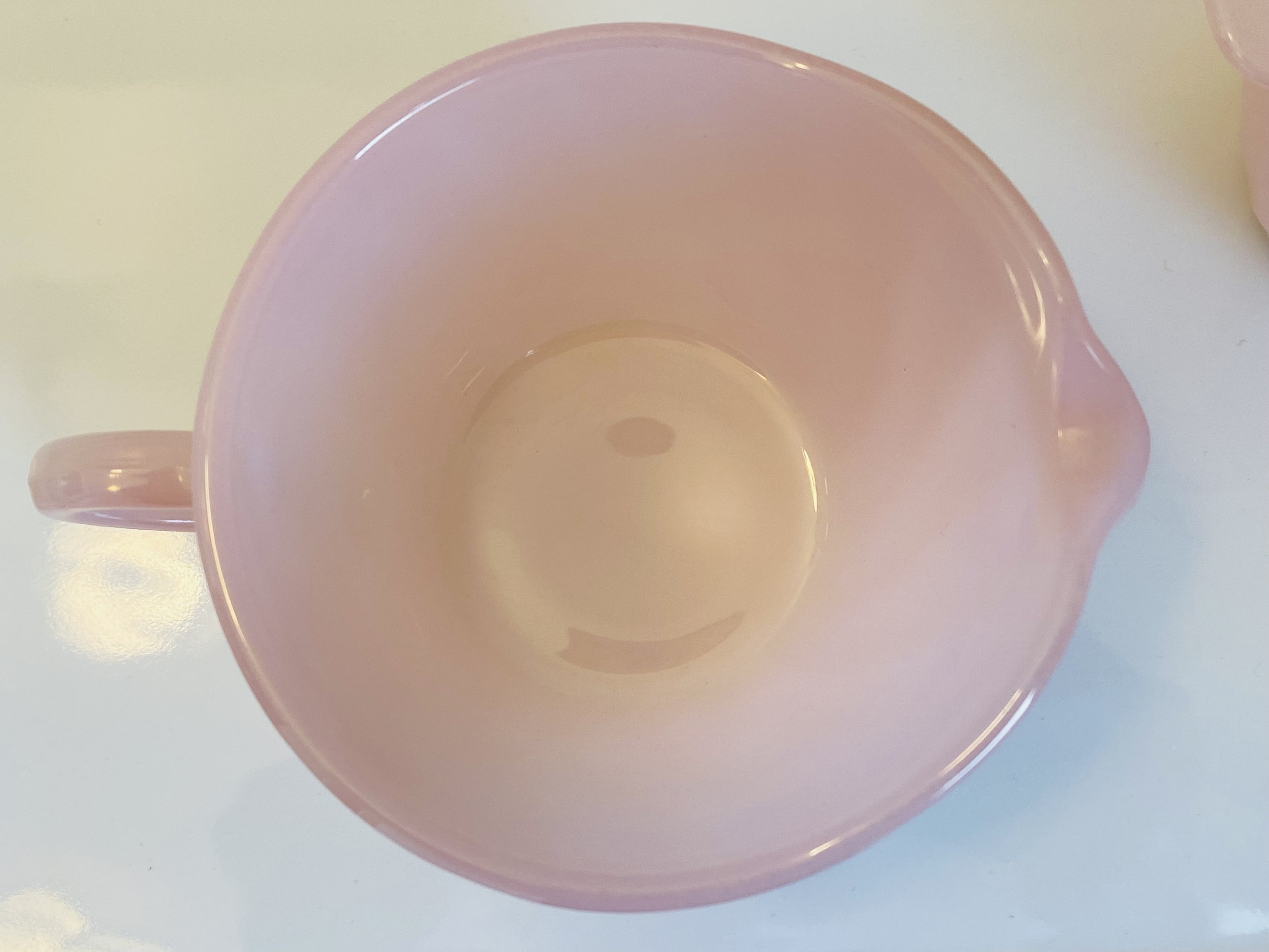 Fire King アイボリー　ピンク　5点セット Fire-king 花のように優雅なピンクスワールの食器 | マメチコ