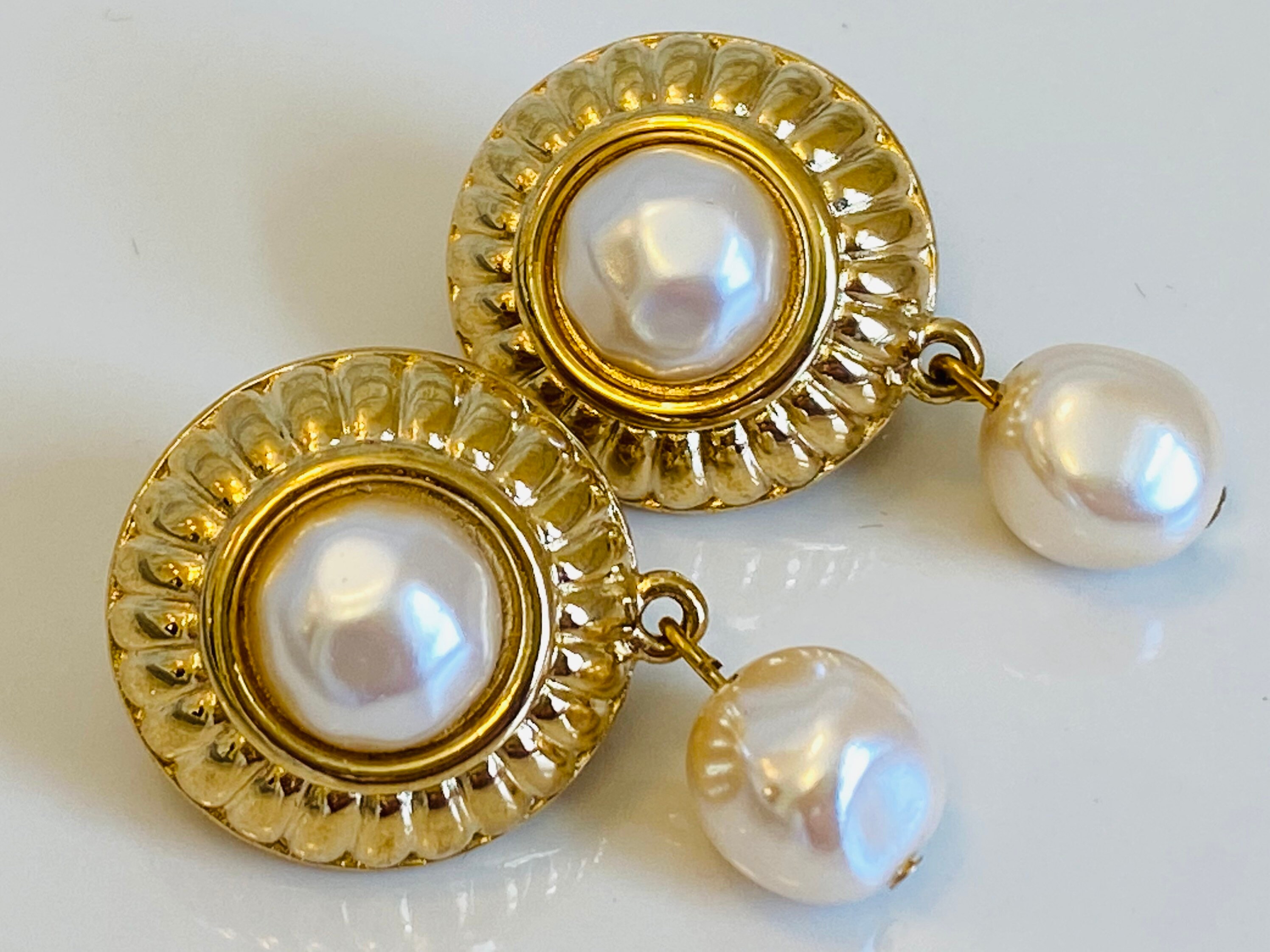 Floral Pearl Trim Golden Earrings - Retro, Indie and Unique Fashion