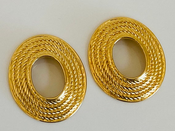 Givenchy Vintage Signed Gold Tone Rope Detail Hoo… - image 2