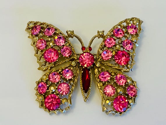 Weiss Vintage Signed Fuschia Pink Rhinestone Butterfly Brooch