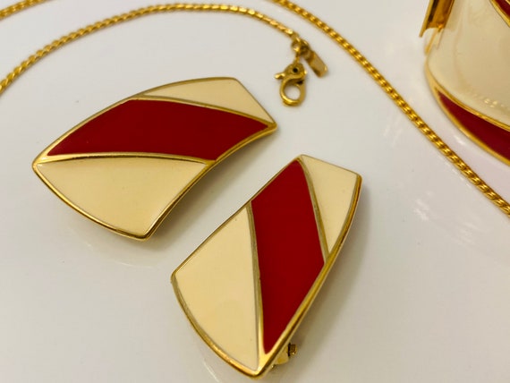 Monet Trifari Vintage Red and White Enamel  Nauti… - image 3