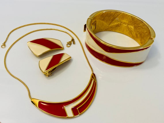 Monet Trifari Vintage Red and White Enamel  Nauti… - image 1