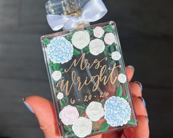 Botella de perfume personalizada (pintada y grabada)