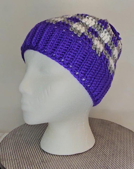 Crochet Messy Bun Beanie Ponytail Hat Cowl in Purple, White  display picture 3