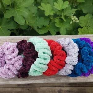 Samt Haargummi Samt Chaotisch Bun Top Knot Haargummi handgemachte häkeln Pferdeschwanz Halter Handgelenk Krawatte Sommermode Ouchless Elastics