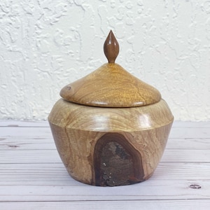 Sycamore & Guanacaste Wood Bowl, Lidded Wooden Bowl, Wood Bowl with Lid, Wooden Table Decor, Wooden Home Decor, Home Decor and Gifts