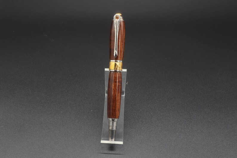 Front view of fountain pen made of ringed gidgee wood.