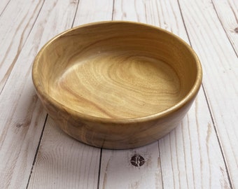 Handmade Camphor Wood Bowl: Shallow Decorative Bowl