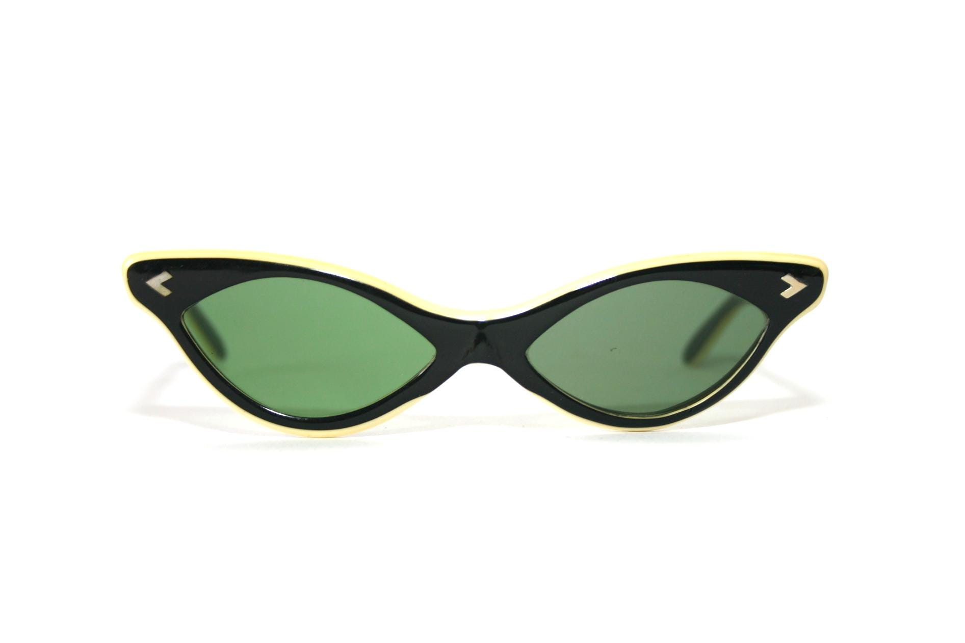\'58 Mod Pinup Girl Hollywood Cateye Sunglasses Glass Lenses Actual Vintage The Allure of Cat-Eye Sunglasses | Unveiling Elegance  main image 2