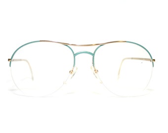 teardrop shaped glasses