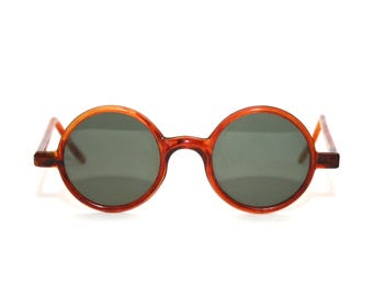 Gafas de sol redondas antiguas de la década de 1930: montura marrón castaño, lentes grises, NOS