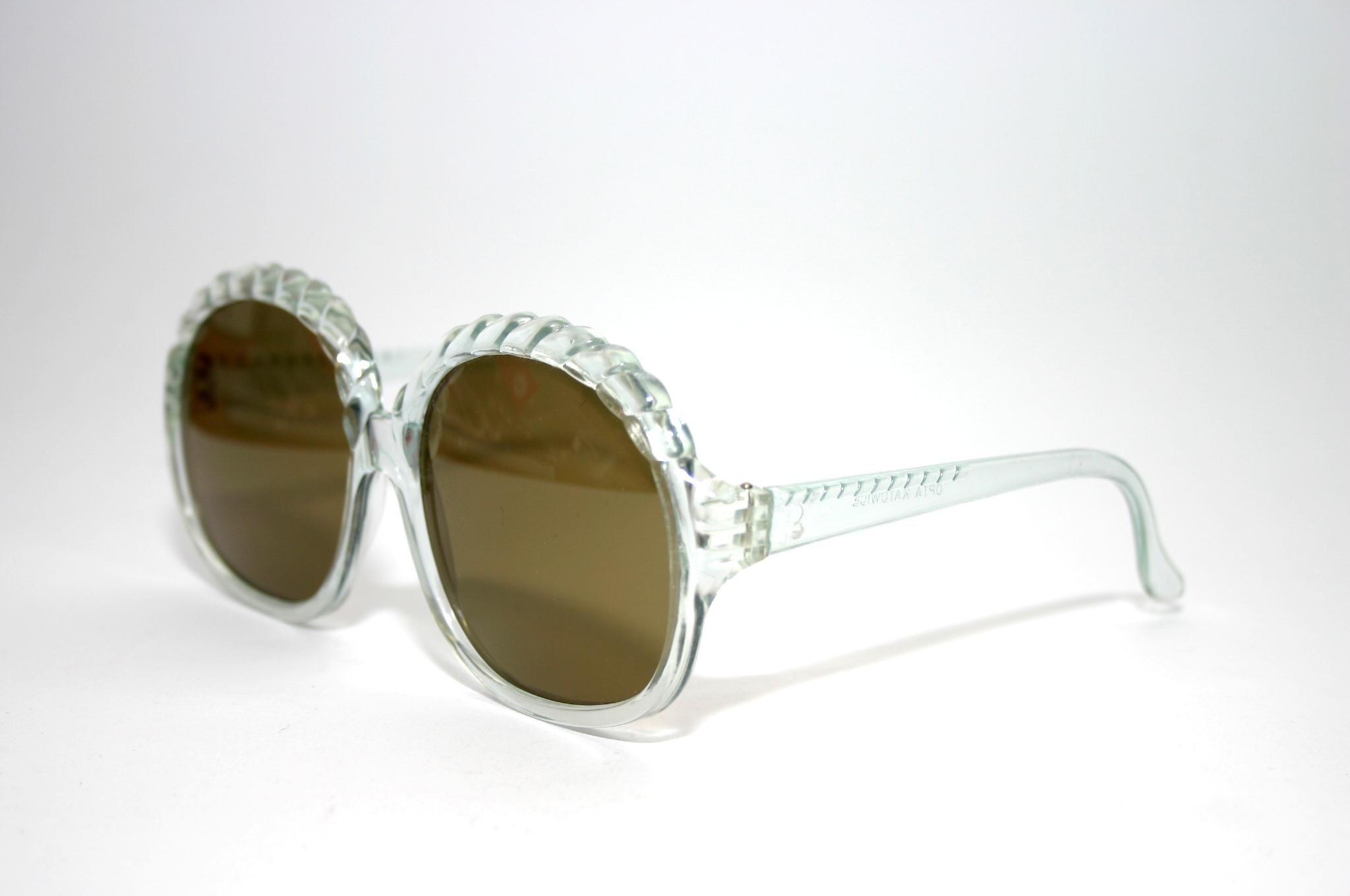 Over 6 Inch Wide Sunglasses Vintage 70's Women's Brown Round FREE SHIPPING 1970's New Old Stock NOS Big Large Oversized Ostalgia