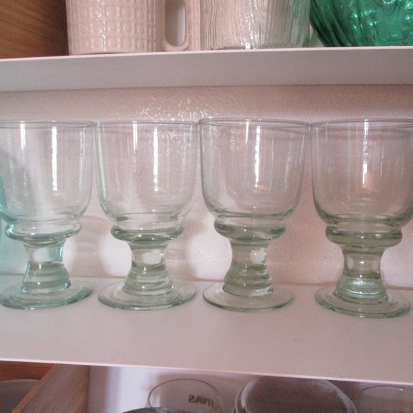 4 grand verres vintage en verre soufflé/ verres années 70 à pied / photophore en verre original