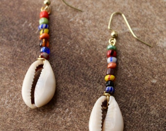 Multicolored cowrie shell drop earrings