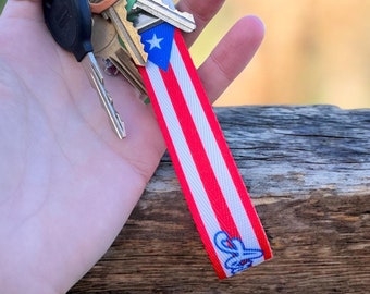 Personalized Puerto Rico Flag Keychain: Custom Nylon Wristlet Key Fob