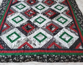 Large Lap Throw Table Topper Quilt, 56x68 in large blocks.Black/white, forest green and dark red prints.  Pet free/smoke free home.Christmas