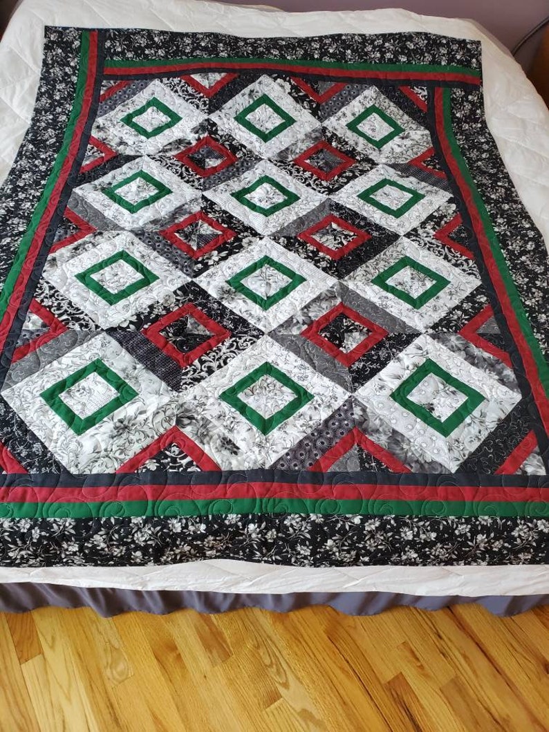 Large Lap Throw Table Topper Quilt, 56x68 in large blocks.Black/white, forest green and dark red prints. Pet free/smoke free home.Christmas image 1