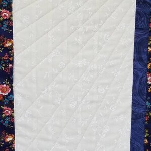 Log Cabin Cross 30 x 40 Wall Lap Table Small Quilt in Navy Blue Gold Metallic and Cream 100% Cotton Fabric. Features Sun Ray's quilting. image 5
