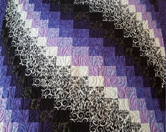Bargello Art Miniature 36 x 52 Wall Lap Table Quilt, Purple Black White 100% Cotton Fabric