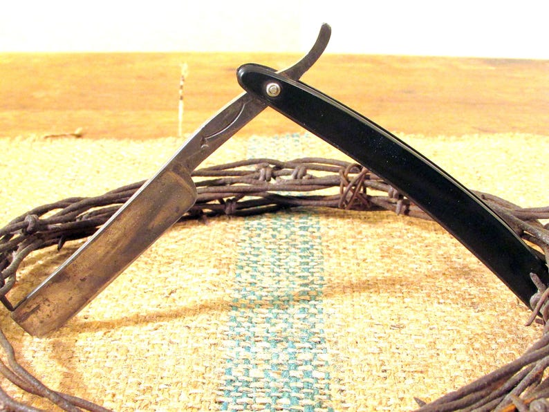 Straight Razor, Wostenholm Pipe Razor, Chipped Blade - Etsy
