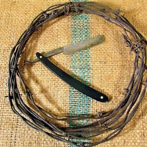 Straight Razor, Wostenholm Pipe Razor, Chipped Blade