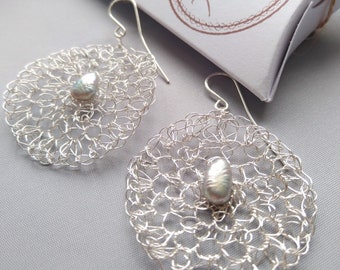 Silver circle earrings with freshwater pearl,  statement crochet wire earrings