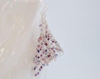 Silver ‘Giglio’ beaded purple earrings, Silver statement earrings, Handmade wire crochet long earrings, Intricate lace like design