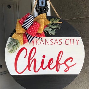 Hand painted Kansas City Chiefs door hanger, Front porch decor, Kansas City Chiefs decor, chiefs decor