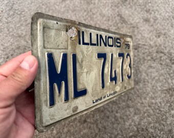 Illinois Vintage License Plate. Vintage License Plate. Vintage Car