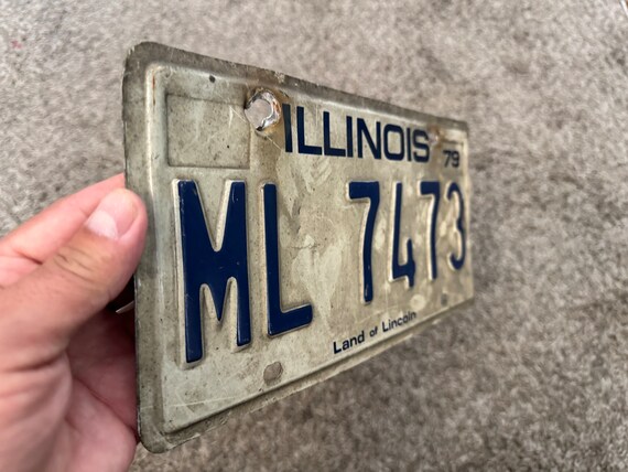 Illinois Vintage License Plate. Vintage License Plate. Vintage Car