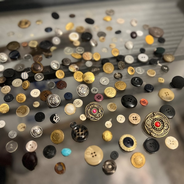 140 Buttons vintage lot , you get all of them.
