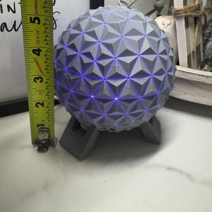 Epcot Table light image 4