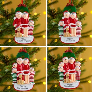 Personalised Christmas Tree Decoration Ornament - Wreath Family with Dog