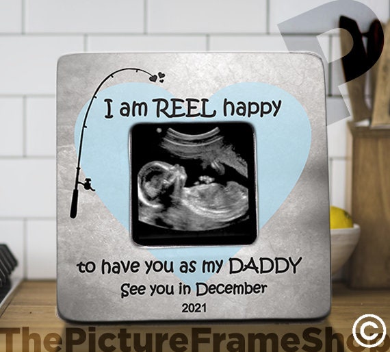 Reel Cool Dad to Be Fisherman Fathers Day Fishing Gift Pregnancy Gift to  Husband Fishing Dad Fishing Frame Fishing Buddies Fishing Grandpa 