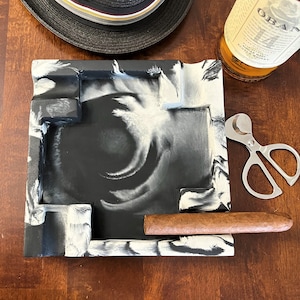 Large Concrete Cigar Ashtray Cigar, Accessory Cement Groomsmen Gift, Fathers day Gift, Gifts for Him Anniversary Gift Birthday, unique gifts