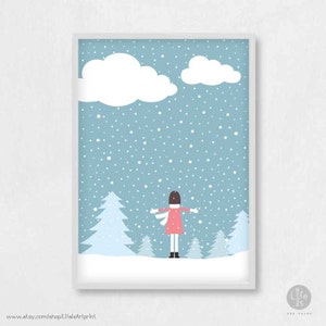 Impression d'affiche de chambre d'enfants : Fille debout dans la neige
