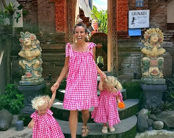Pink Mommy and Me dresses | Mommy and Me matching outfits | Pink Mother & Daughter Dress | Pink Mom and Daughter Dress | Gingham Dress