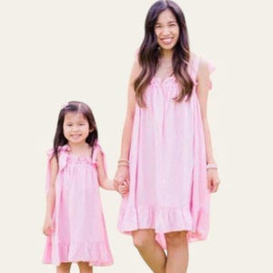 Pink Mommy and Me dresses | Mommy and Me matching outfits | Mother & Daughter Dress | Mom Daughter Dress | Pink Matching Dresses | Mom Gift