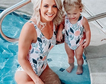 mum and daughter swimwear