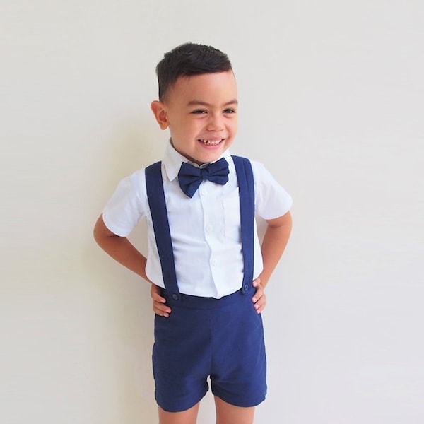 Boy Suspender Shorts - Navy, Shorts en lin, Page Boy, Tenue de baptême, Ring Bearer, Baptême, Shorts à bretelles, Costume de mariage bébé garçon