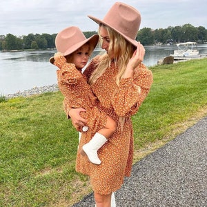 Etsy mommy and me outfits hot sale