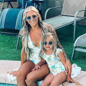 Mommy & Me Swimsuits | Mommy and me Outfits | Matching Family Swimsuits | Family Swimwear | Matching Swimsuits | Mother&#39;s Day Gift |Mom Gift