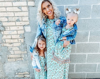 Mommy and Me dresses | Mommy and Me matching outfits | Mommy and me outfits | Mom Daughter Dress | Mommy and Me Gifts | Mother's day gift